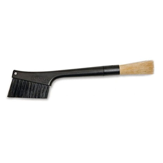 Detachable brush